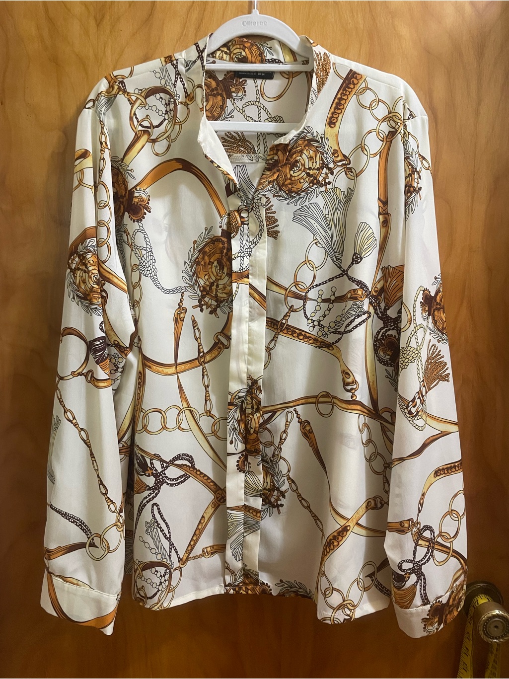 Bloomchic Cream And Gold Chain Print Blouse